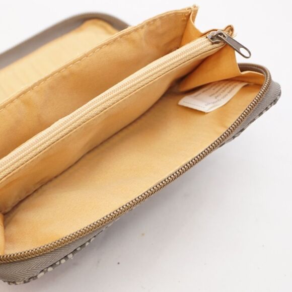Travelon Tan/Gray Wallet with Wrist Strap - Picture 9 of 10